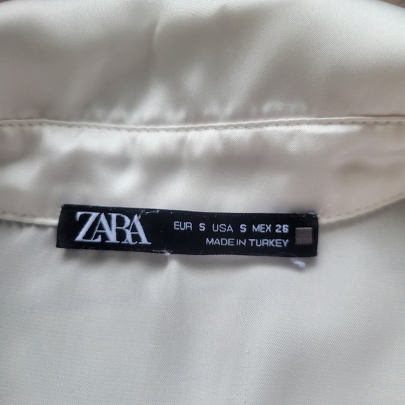 Zara Satin Feel Button Up Ivory Blouse Small - Picture 4 of 5